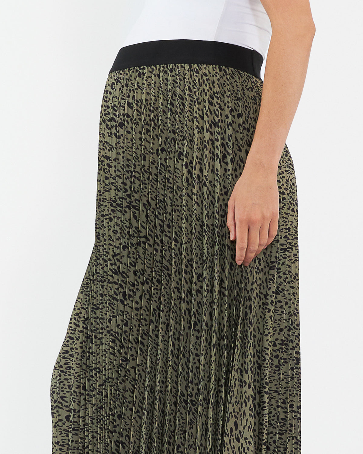 Cleo Pleat Skirt - Khaki