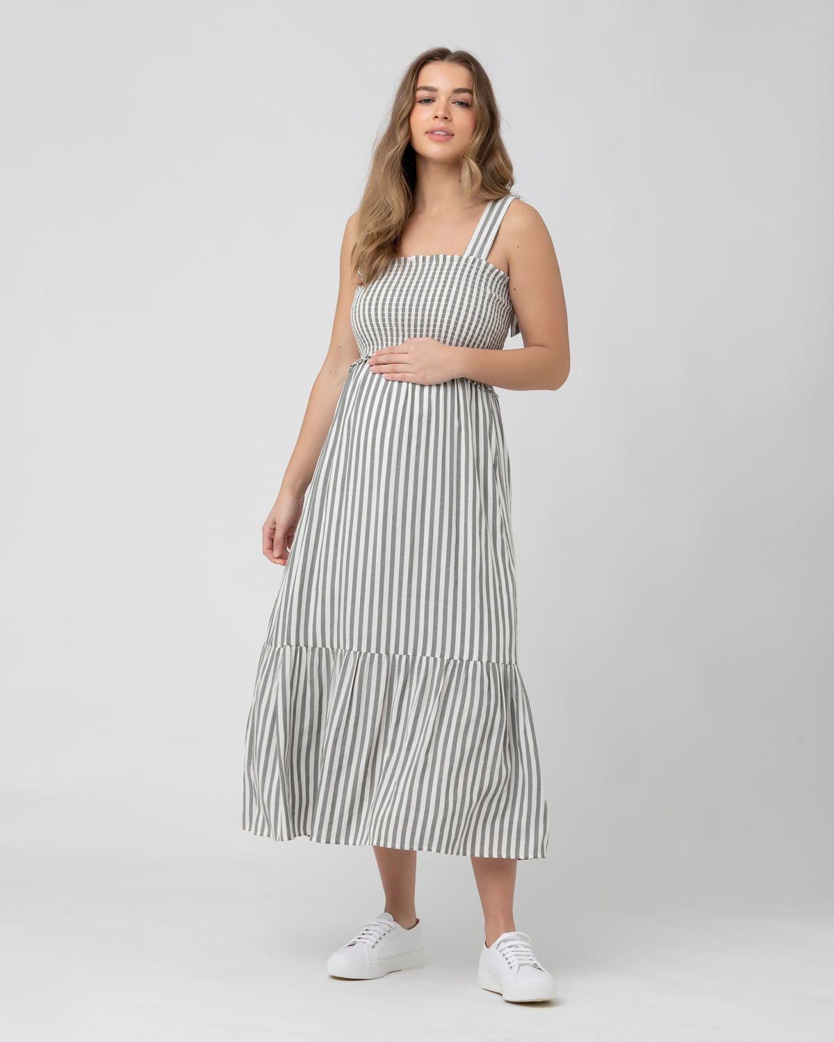 Ollie Smocked Dress Black / White